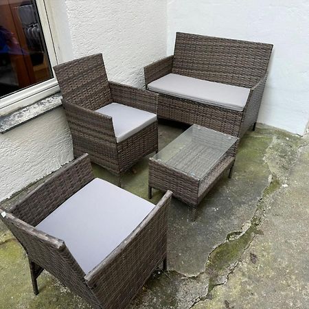 Townhouse Fuer 10 Personen Mit Garten エスリンゲン エクステリア 写真