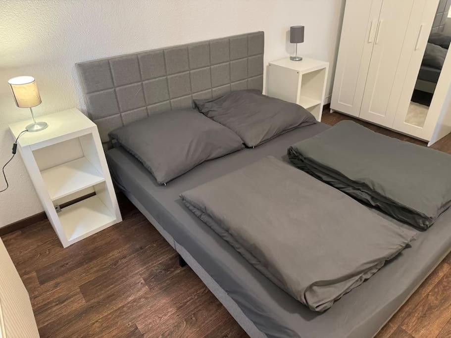 Townhouse Fuer 10 Personen Mit Garten エスリンゲン エクステリア 写真