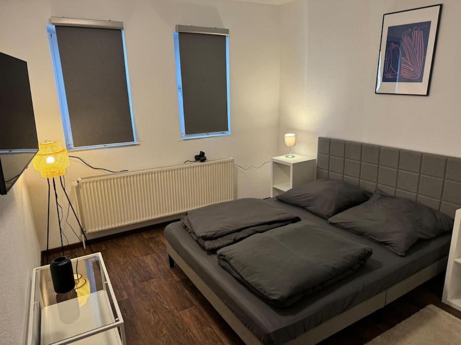 Townhouse Fuer 10 Personen Mit Garten エスリンゲン エクステリア 写真